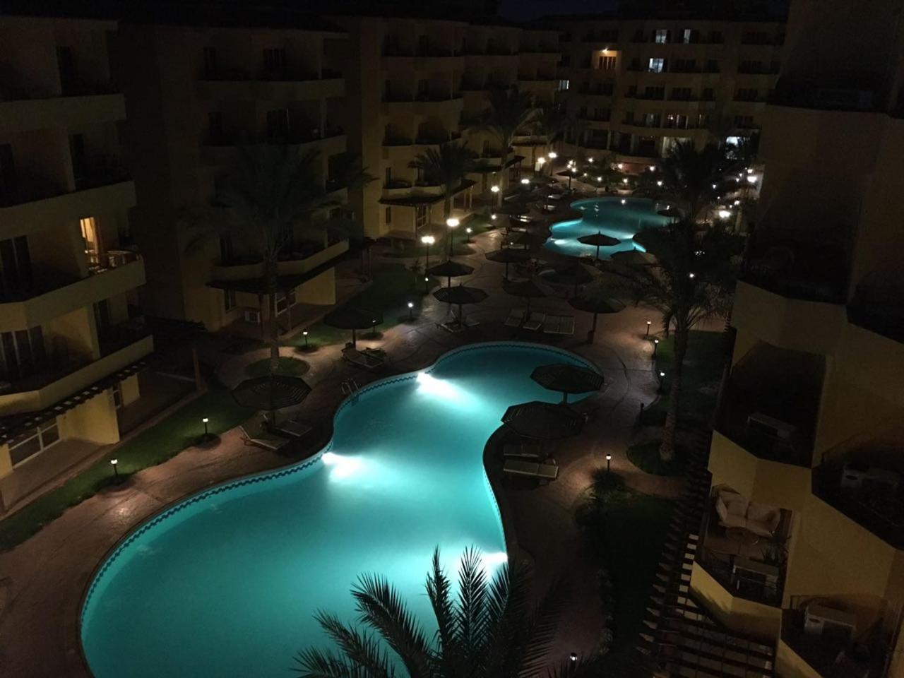 Pool View Apartment At British Resort - Unit 02 Hurghada Ngoại thất bức ảnh